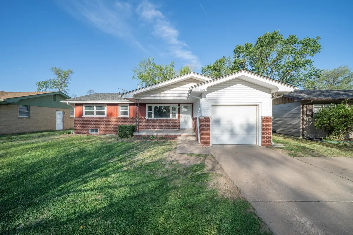 821 N Mccomas, Wichita, KS 67203 - #1
