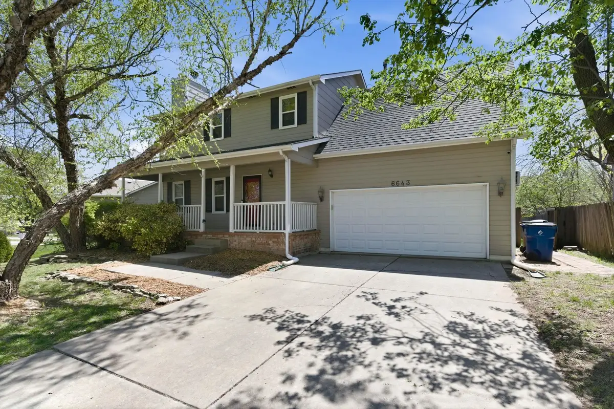 6643 E Saint James Pl, Bel Aire, KS 67226 - #1