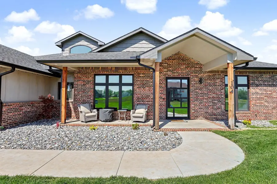 104 N Estes St, Garden Plain, KS 67050 - #3