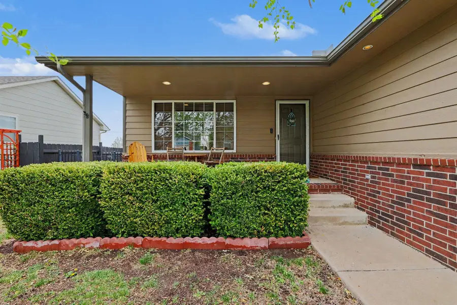 4824 E Ashton St, Bel Aire, KS 67220 - #3