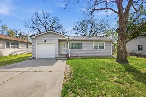 244 N Gow Ave, Wichita, KS 67203