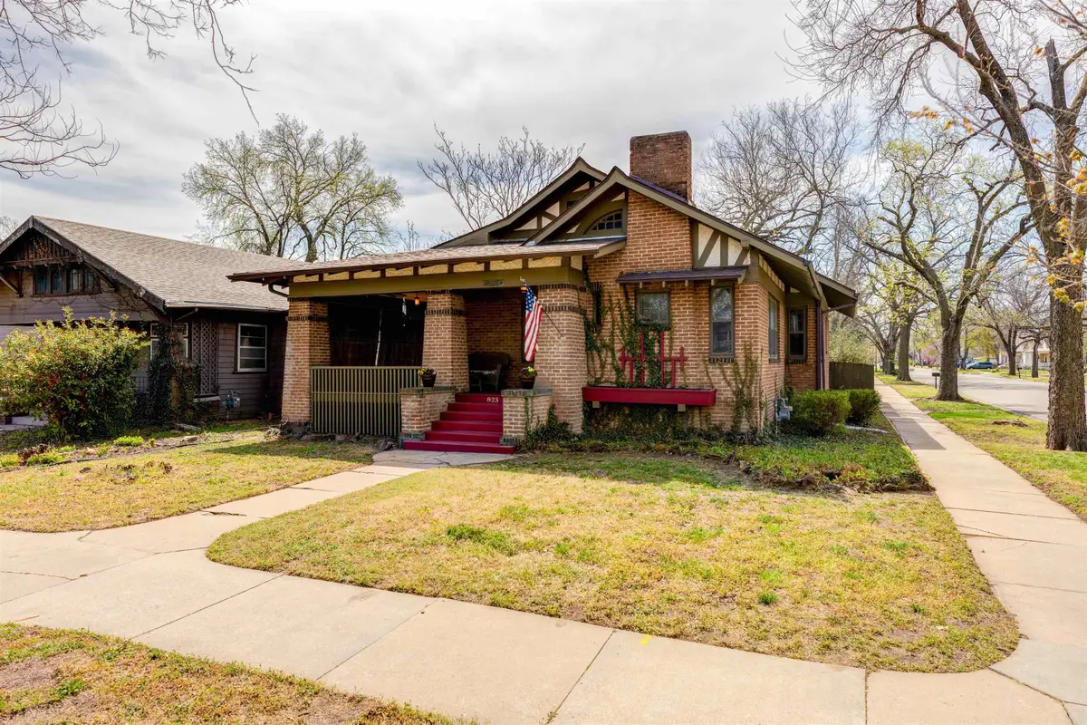 823 W Iron Ave, Salina, KS 67401 - #1