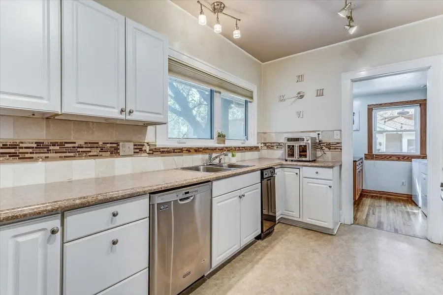 1223 S Pattie St, Wichita, KS 67211 - #3