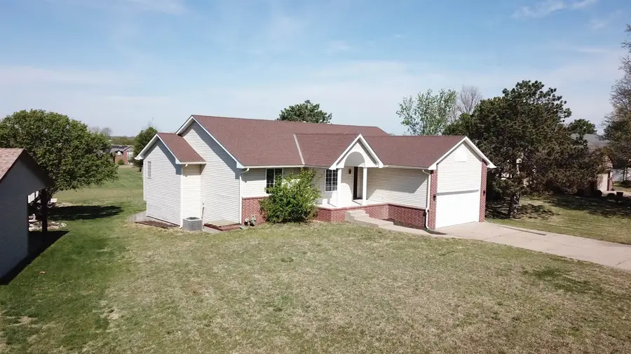 610 Sykes Rd, Wellington, KS 67152 - #3