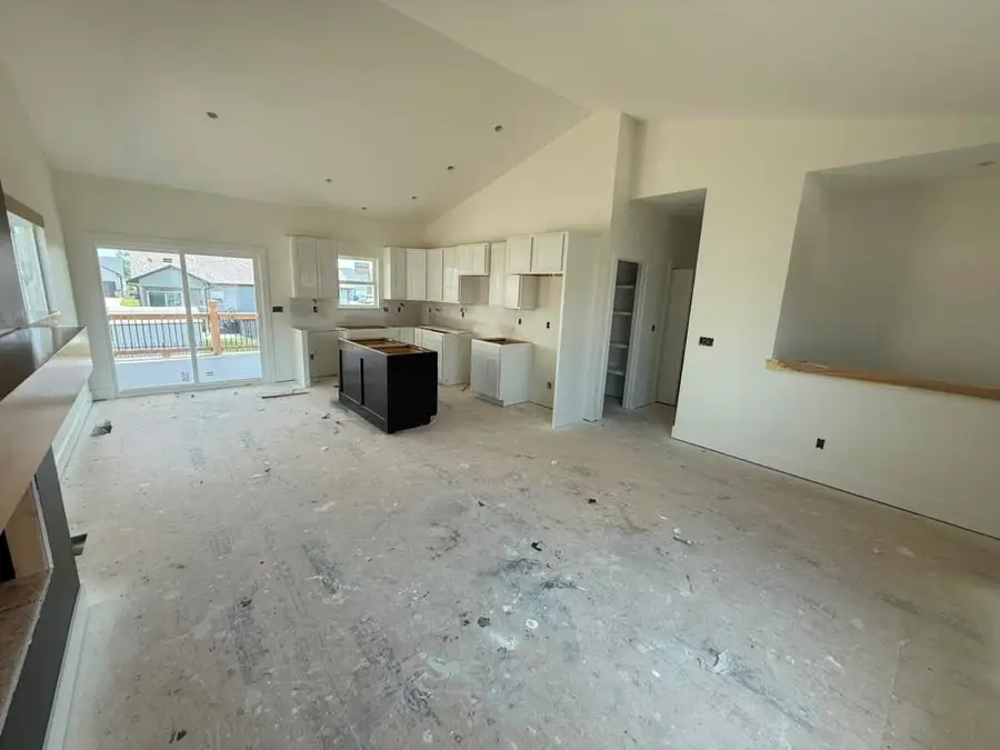 5073 N Toben Dr, Bel Aire, KS 67226 - #3