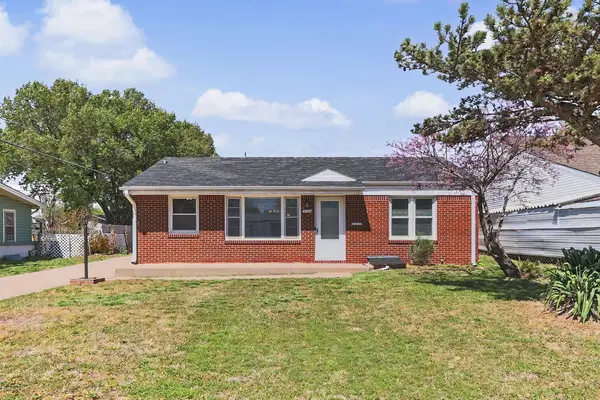 2328 W Greenfield St, Wichita, KS 67217