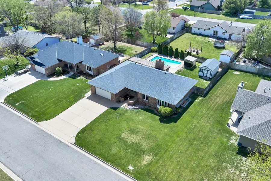 405 Richard Rd, Goddard, KS 67052 - #2