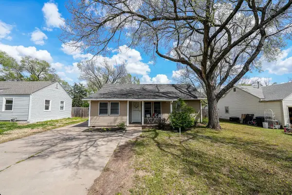 734 S Audrey Dr, El Dorado, KS 67042