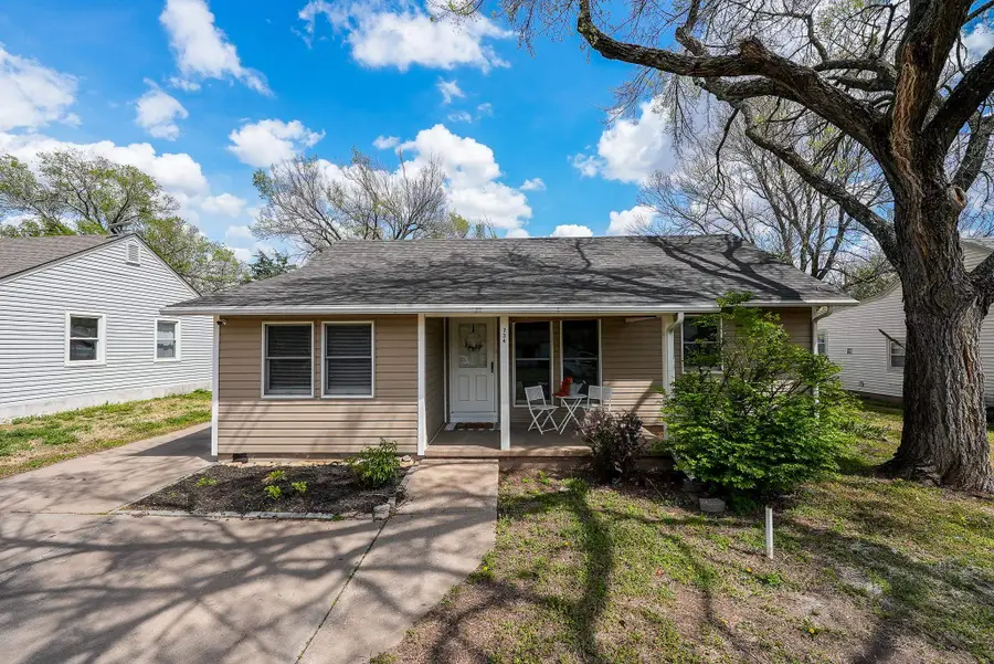 734 S Audrey Dr, El Dorado, KS 67042 - #2