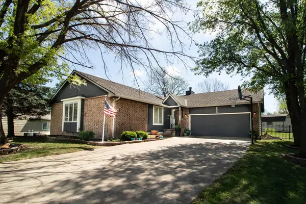 630 S Partridge Ln, Derby, KS 67037