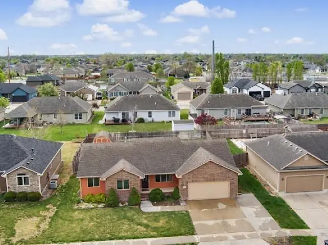35 Wildcat Cir, Salina, KS 67401 - #1