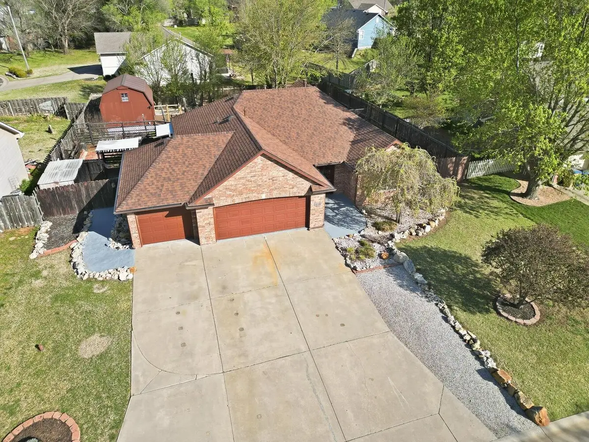 1218 Willowbrook Ln, Towanda, KS 67144 - #1