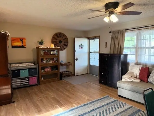 1606 N B St, Wellington, KS 67152 - #3