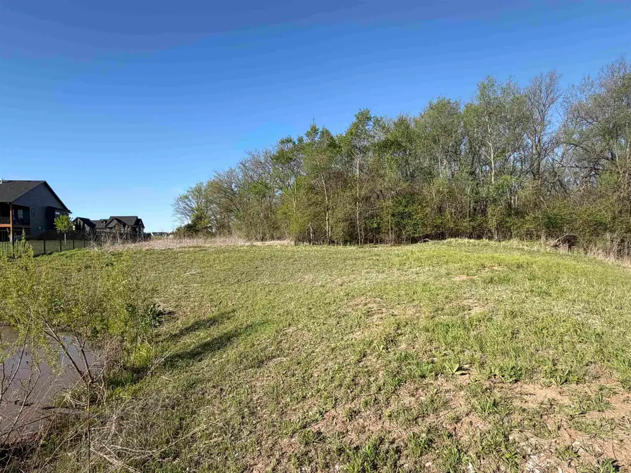 2912 E Kay St, Derby, KS 67037 - #2