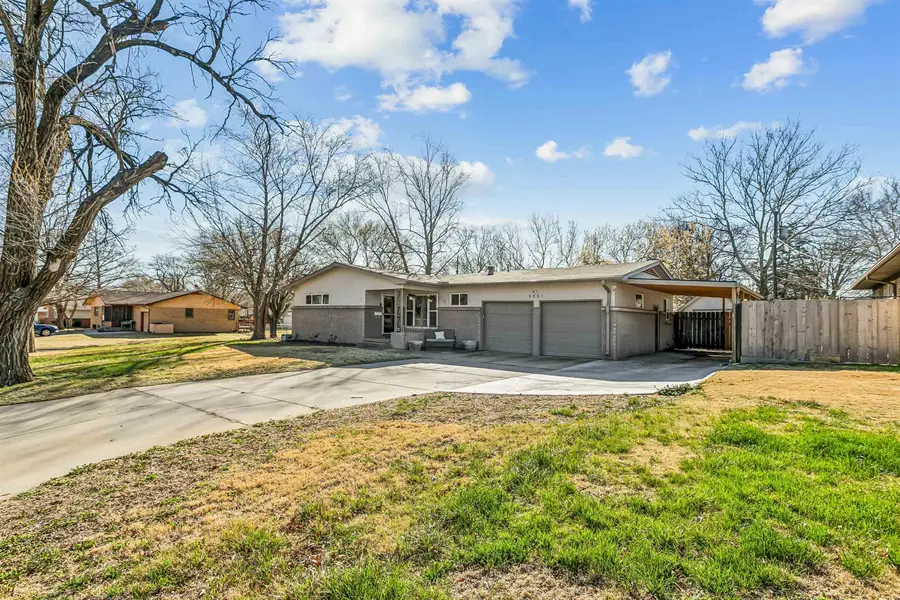 9801 W Hardtner Ave, Wichita, KS 67212 - #3