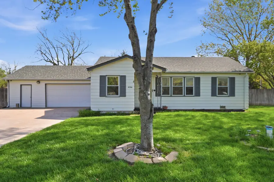 4700 N Armstrong St, Wichita, KS 67204 - #2