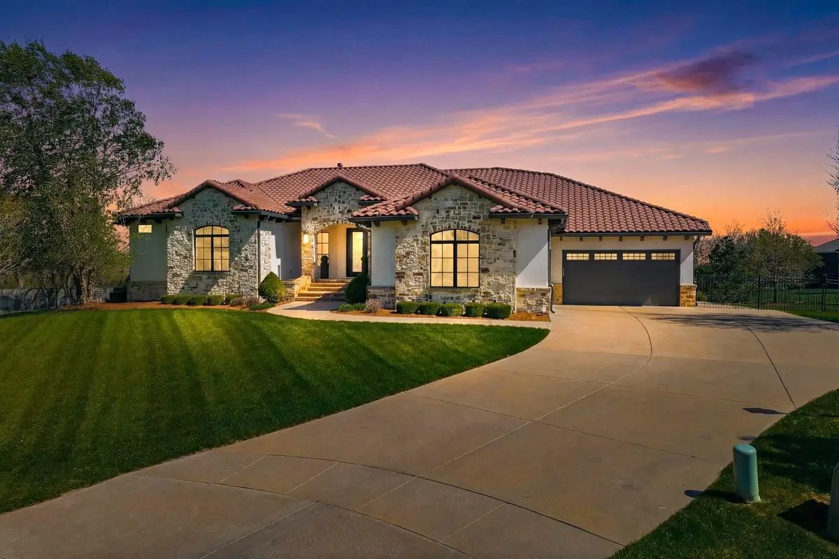 10721 E Crestwood Ct, Wichita, KS 67206 - #1