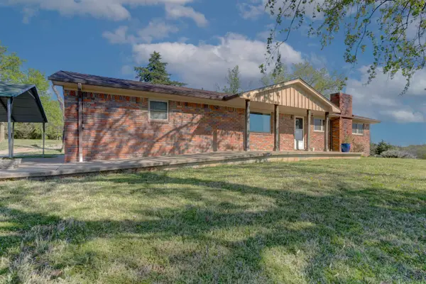 29750 93rd Ln, Arkansas City, KS 67005