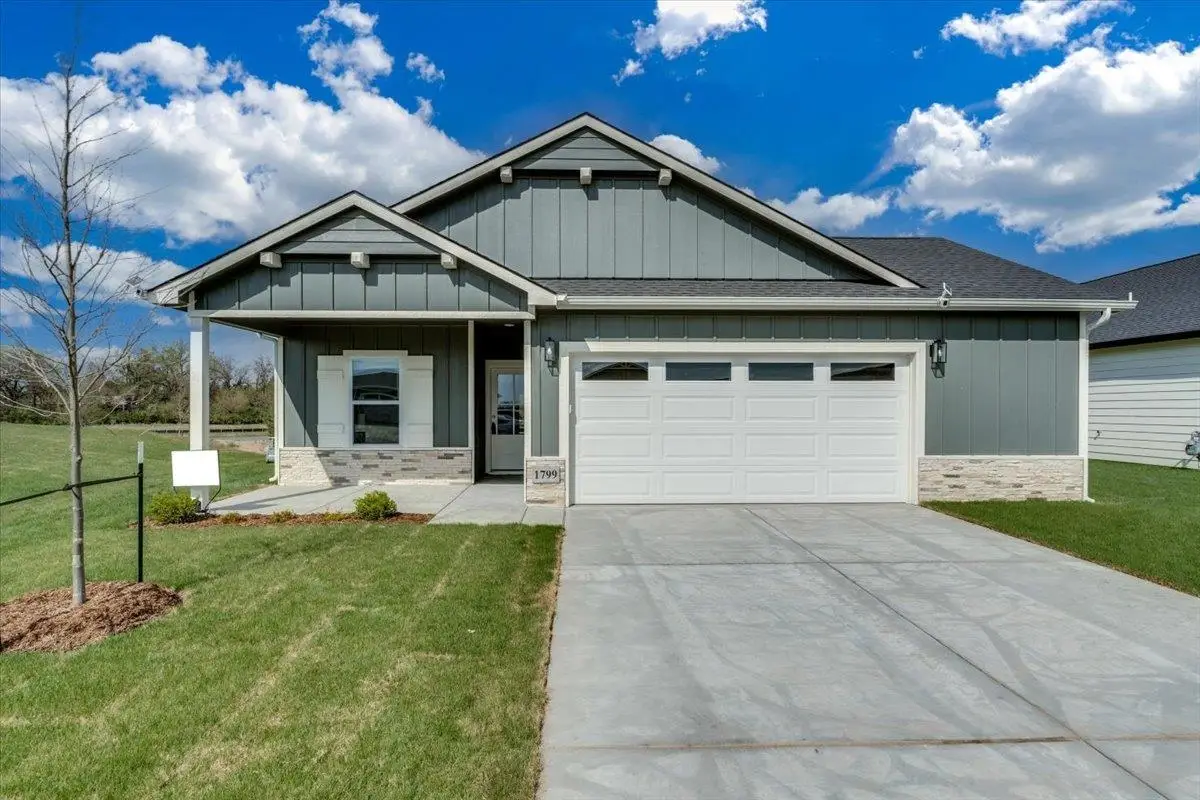 1799 W Redbud Lane, Goddard, KS 67052 - #1