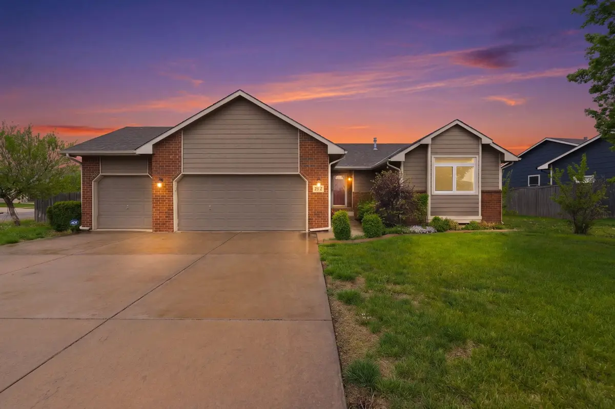 4754 S Leonine Ct, Wichita, KS 67217 - #1