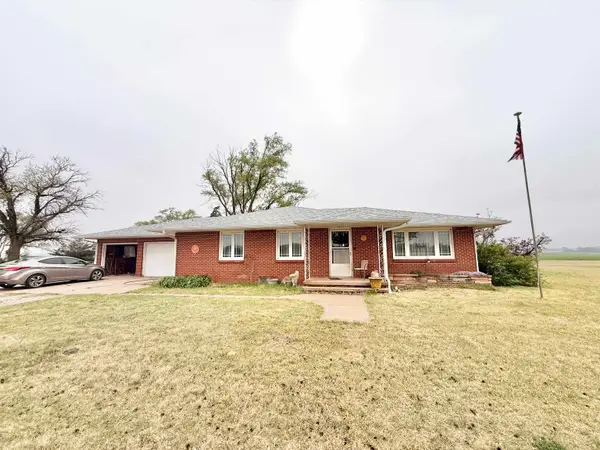 9693 NE 10th Ave, Murdock, KS 67111