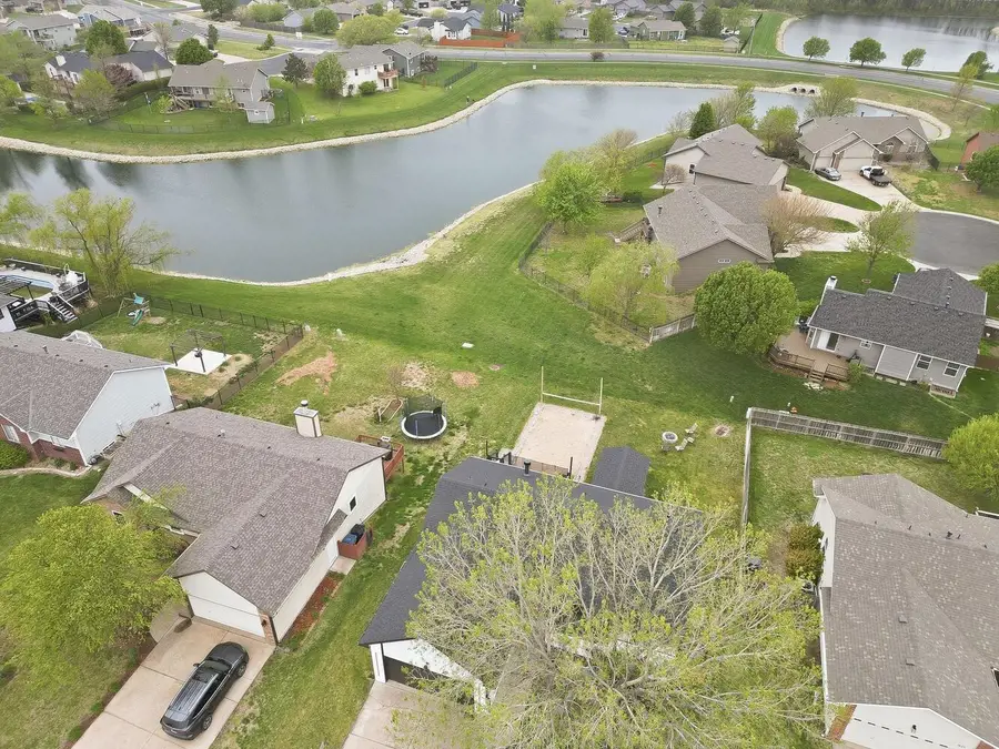 1620 E Winterset Cir, Goddard, KS 67052 - #2