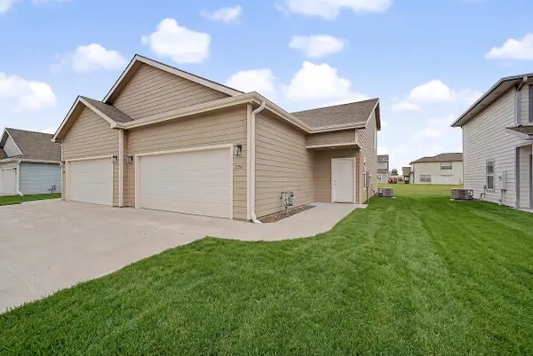 2710 Amelia Ln., Salina, KS 67401