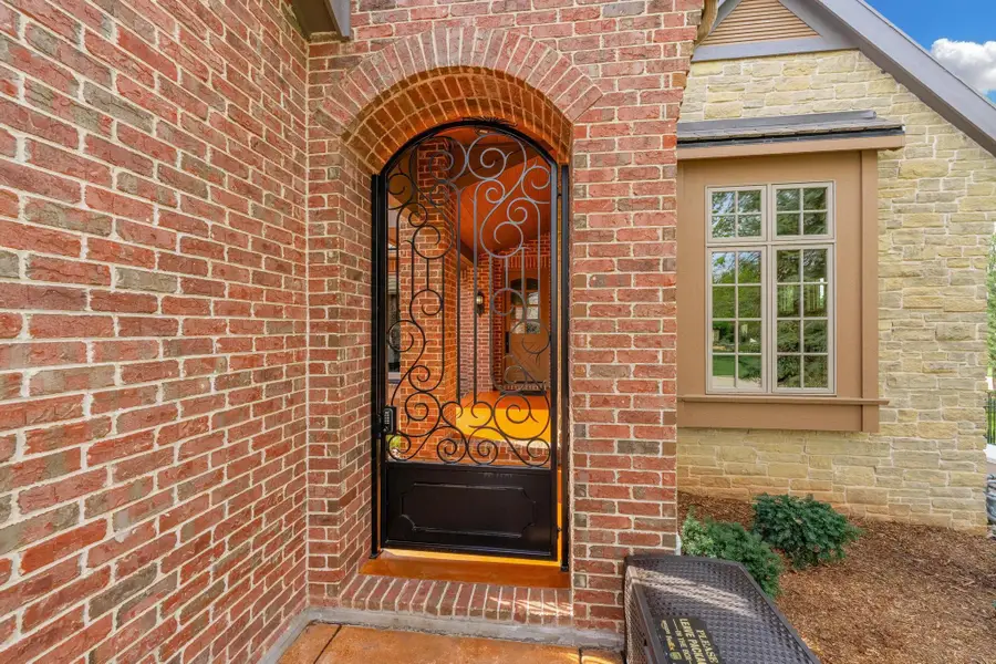 10501 E Genova St, Wichita, KS 67206 - #2