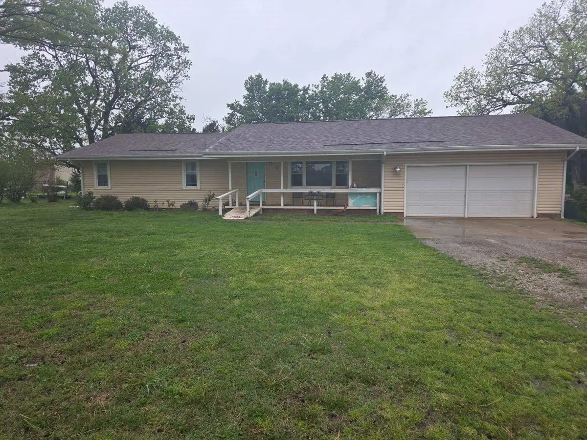 32331 51st Rd, Arkansas City, KS 67005 - #1