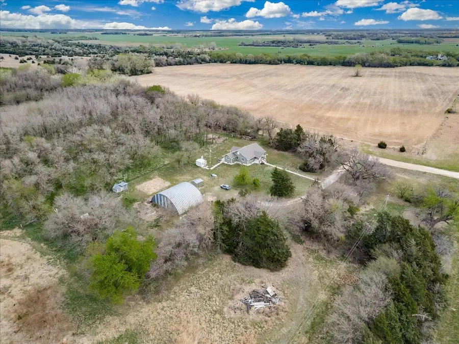 5817 S Huntsville Rd, Plevna, KS 67568 - #3