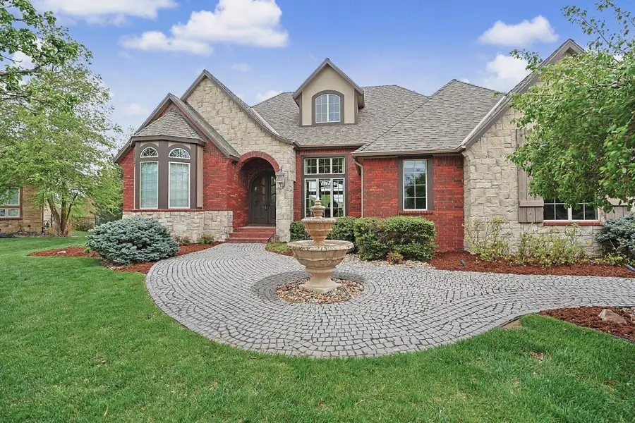 2525 N Loch Lomond Ct, Wichita, KS 67228 - #3