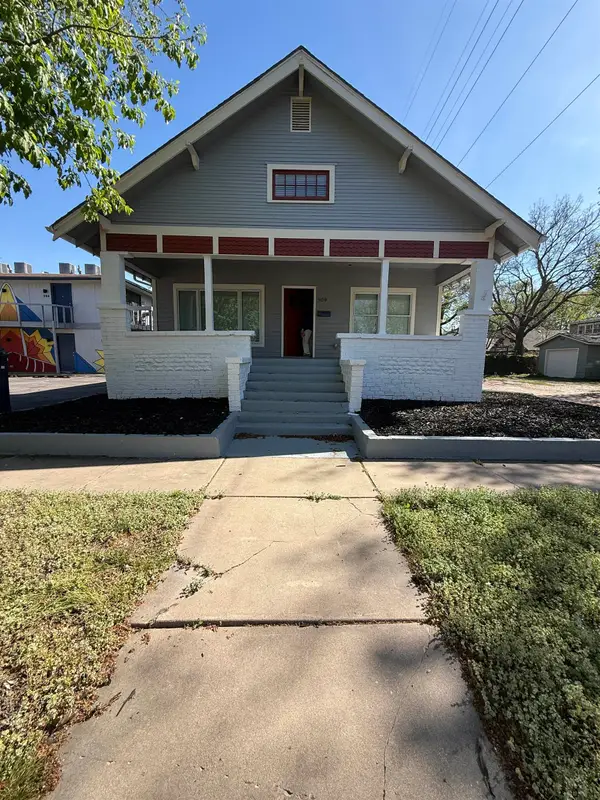 909 W 11th St N, Wichita, KS 67203