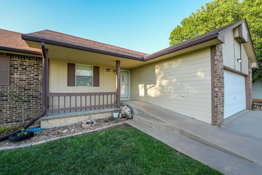 2926 W 3rd Ave, El Dorado, KS 67042 - #3