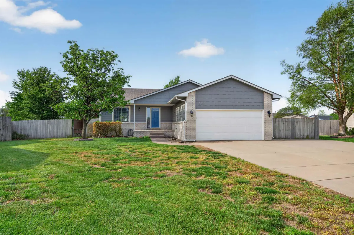 11237 W Carr Ct, Wichita, KS 67209 - #1