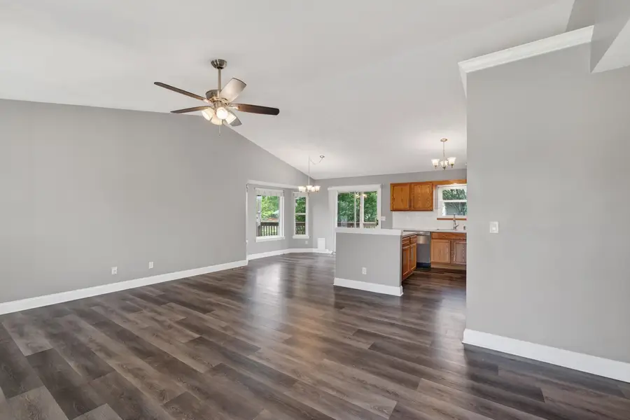 11237 W Carr Ct, Wichita, KS 67209 - #2