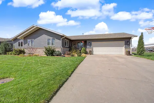 907 Meadow Ln., Lindsborg, KS 67456