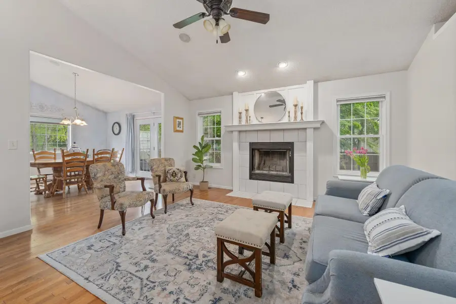 1907 S Crestline Ave, Wichita, KS 67209 - #3