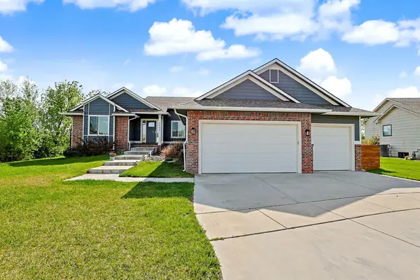 6409 S Cedardale Cir, Derby, KS 67037