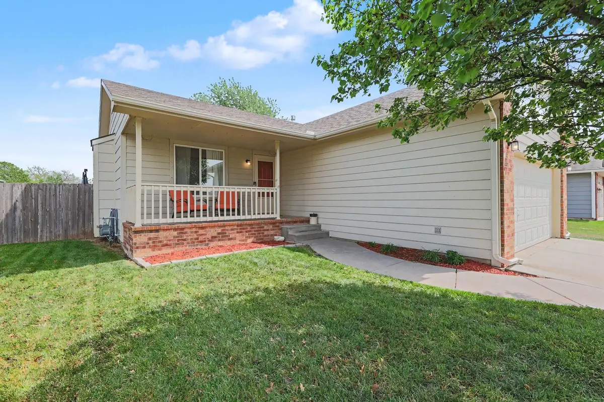 6516 N Upchurch Ave, Park City, KS 67219 - #1