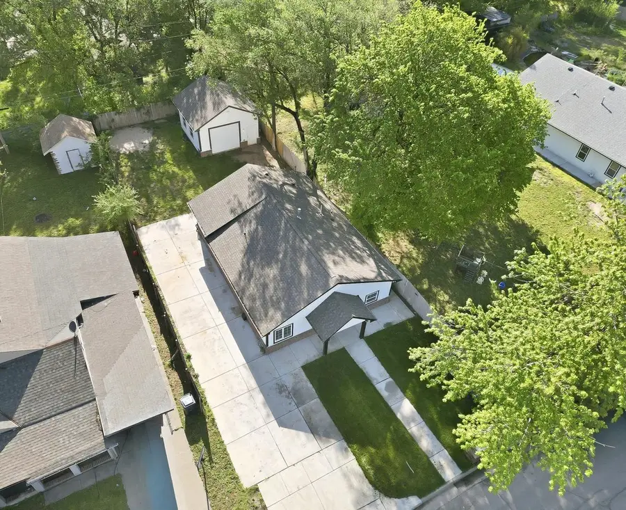 3346 N Park Pl, Wichita, KS 67204 - #3