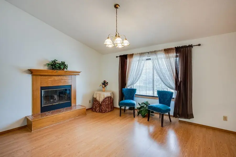 2715 S Crestline Ct, Wichita, KS 67215 - #3