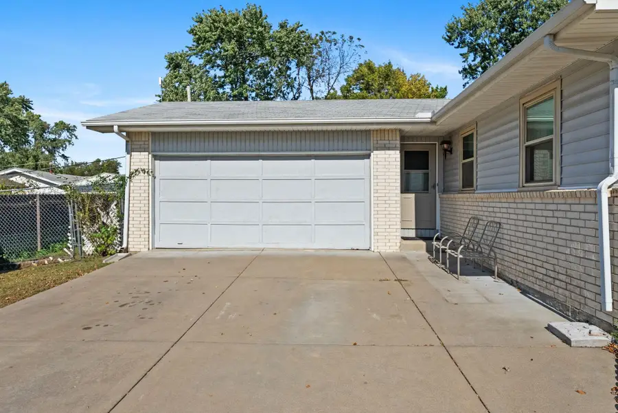 1908 E Evanston St, Park City, KS 67219 - #3