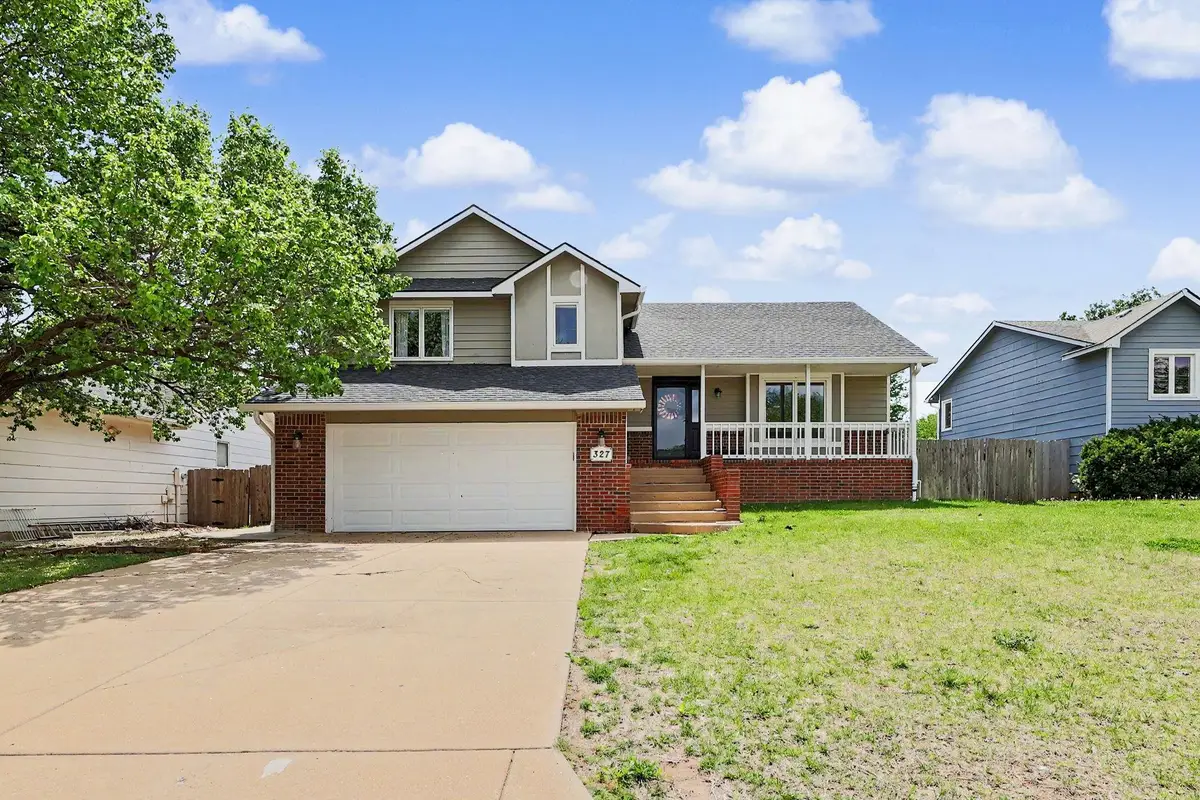 327 E Catalpa St, Derby, KS 67037 - #1
