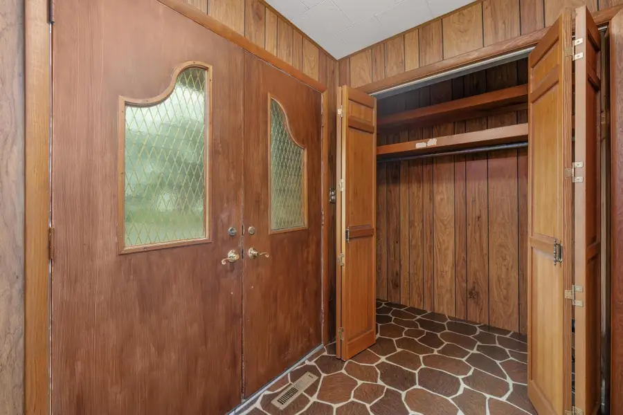 319 N Michigan St, Oxford, KS 67119 - #3