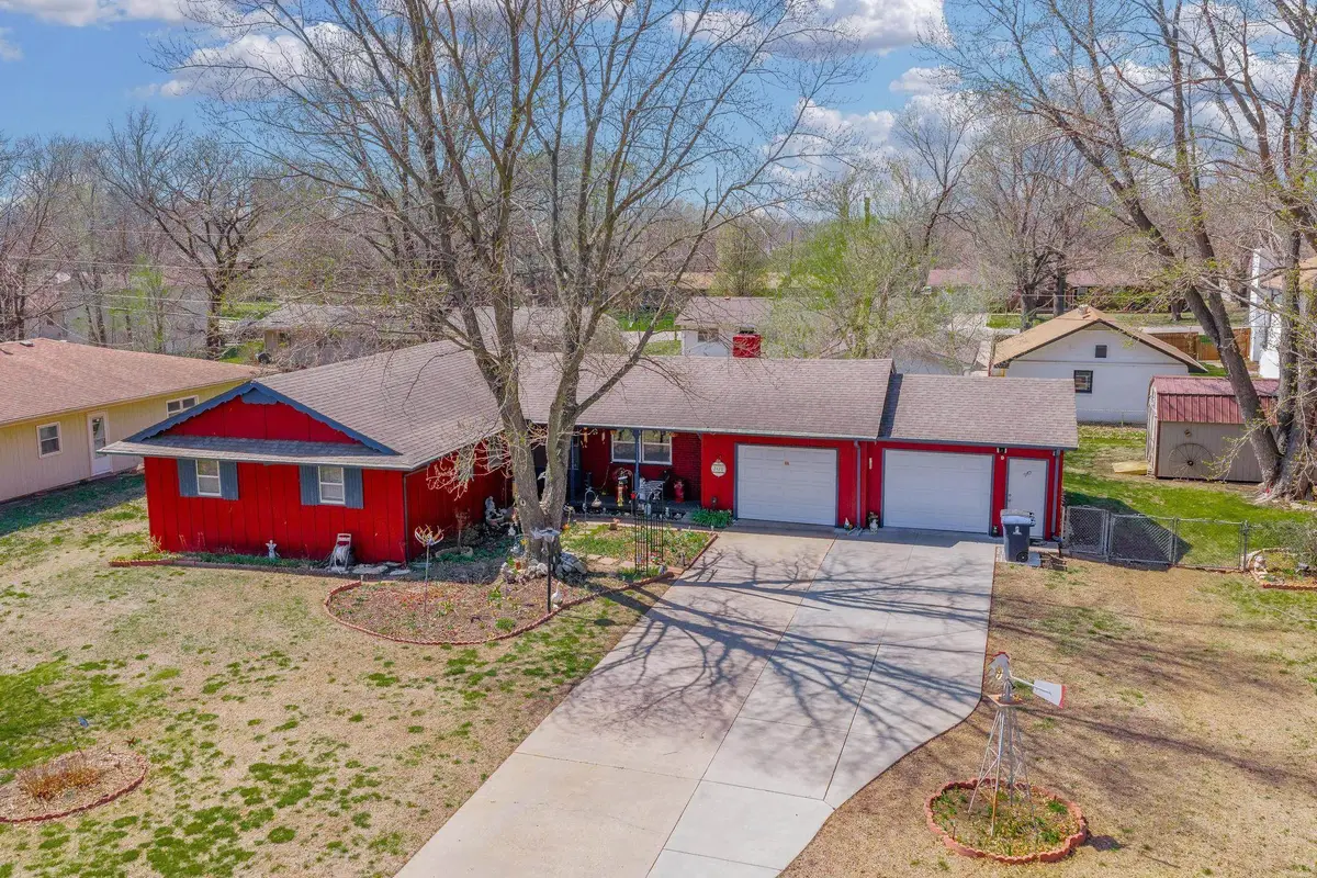 1911 Jamaica St, El Dorado, KS 67042 - #1