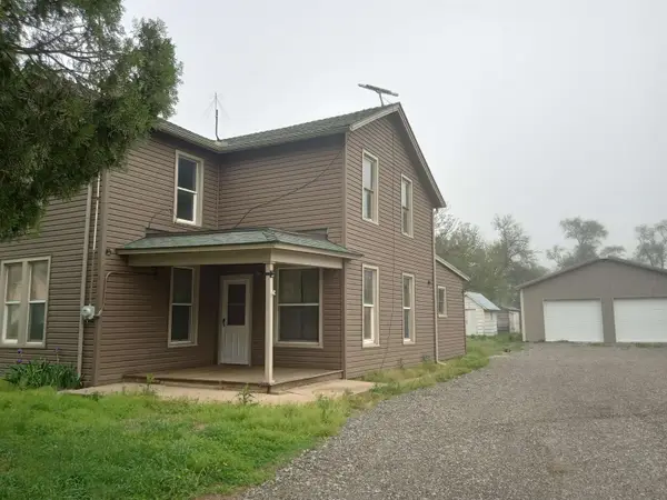 522 North, Halstead, KS 67056