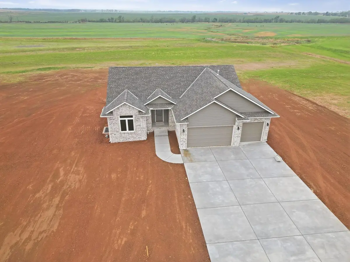 940 N West Ave, Anthony, KS 67003 - #1