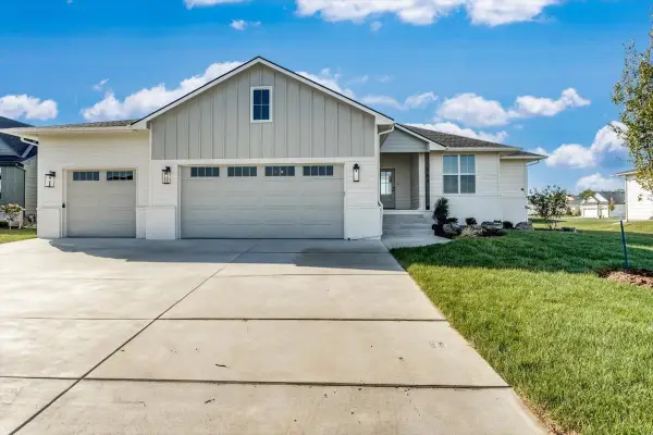 234 S Wellcrest Cir., Wichita, KS 67052
