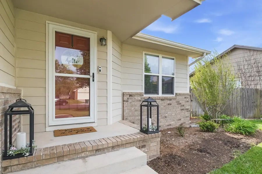 1726 N Basswood Ct, Andover, KS 67002 - #2