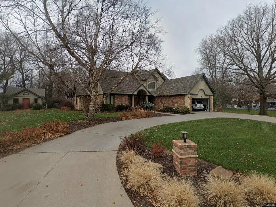 9 Park View Rd, Hesston, KS 67062 - #1